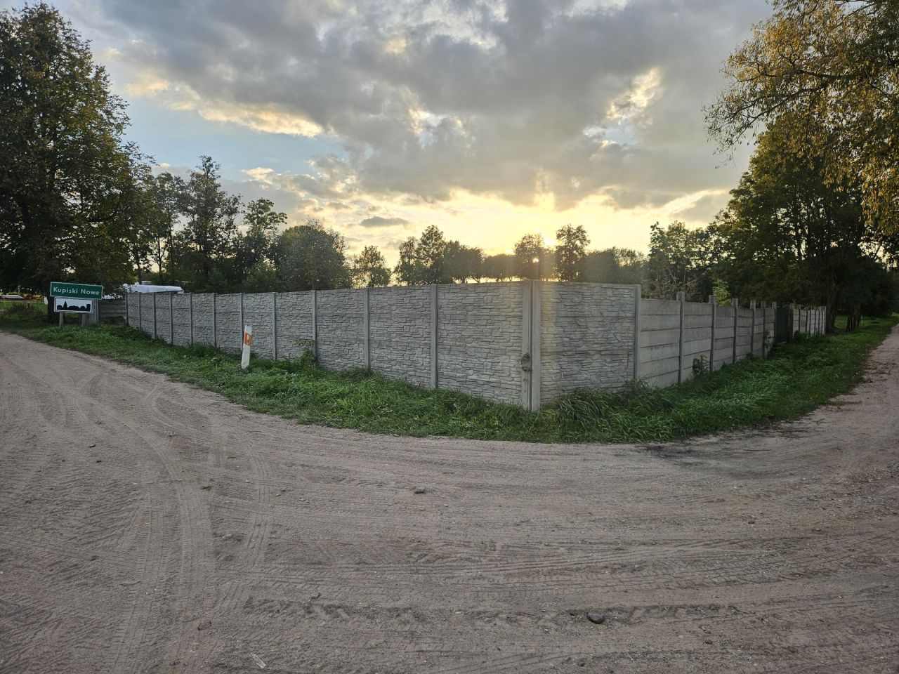 Działka budowlana Nowe Kupiski. Zdjęcie 1