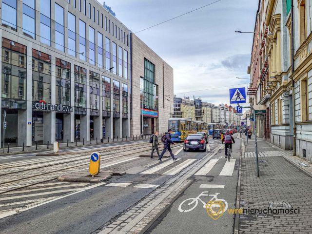 Garaż/miejsce parkingowe Wrocław Krzyki, pl. marsz. Józefa Piłsudskiego. Zdjęcie 1