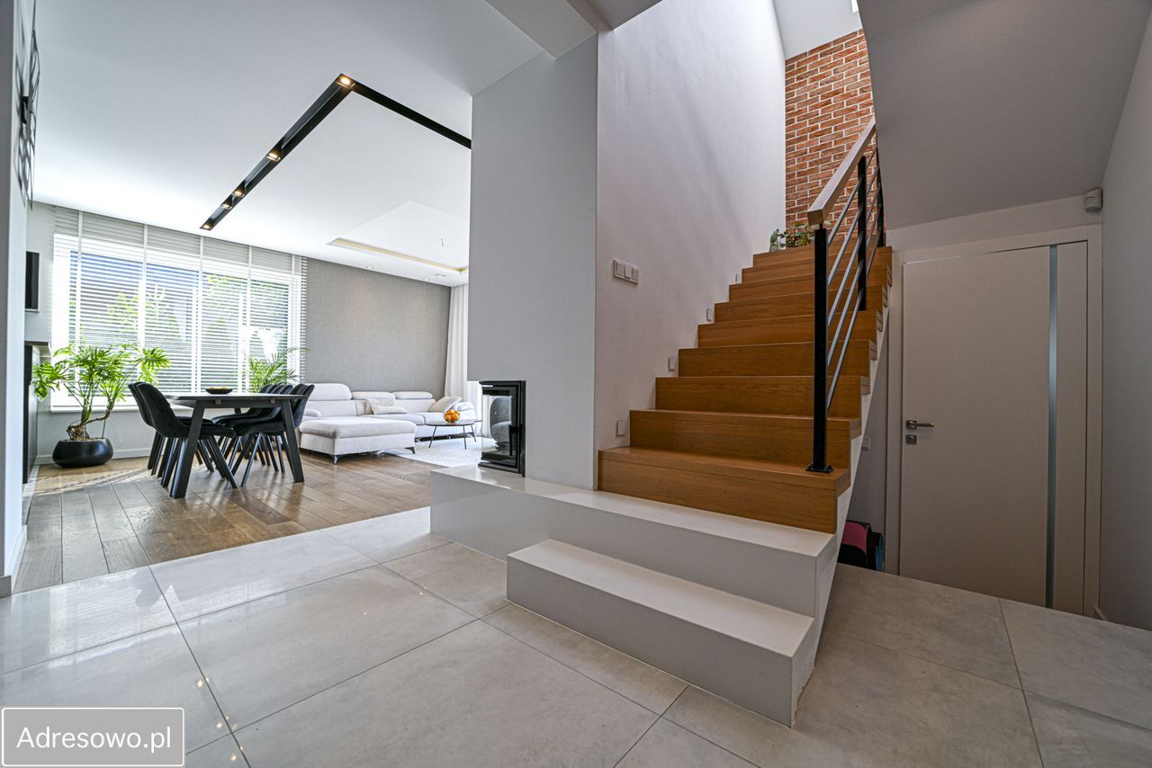 dom wolnostojący, 5 pokoi Wrząsowice. Zdjęcie 18