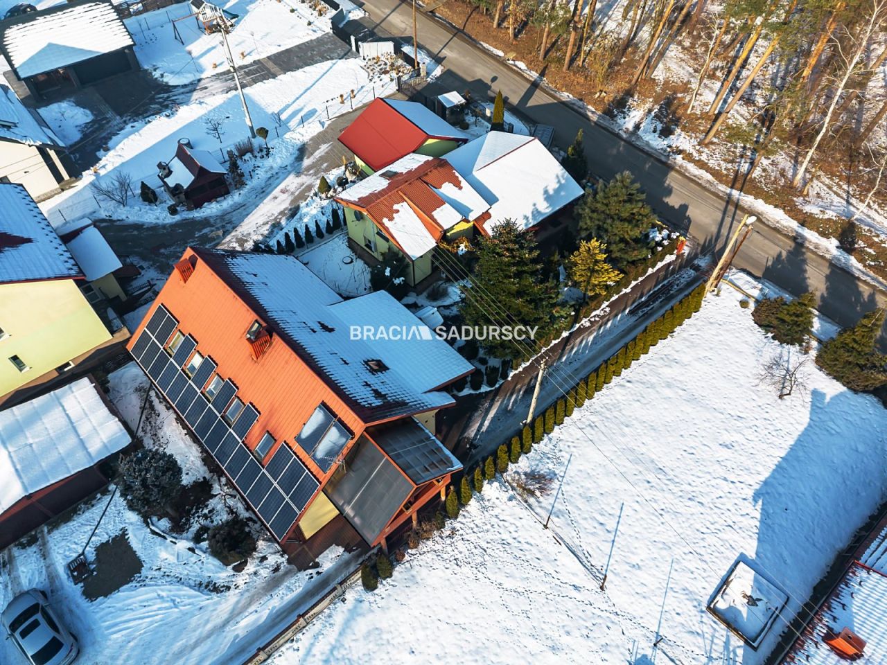 dom wolnostojący, 10 pokoi Brzezie. Zdjęcie 13