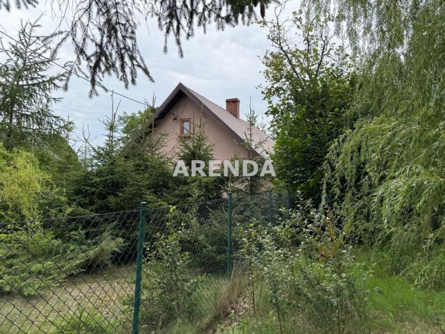 dom wolnostojący, 1 pokój Sienno. Zdjęcie 2