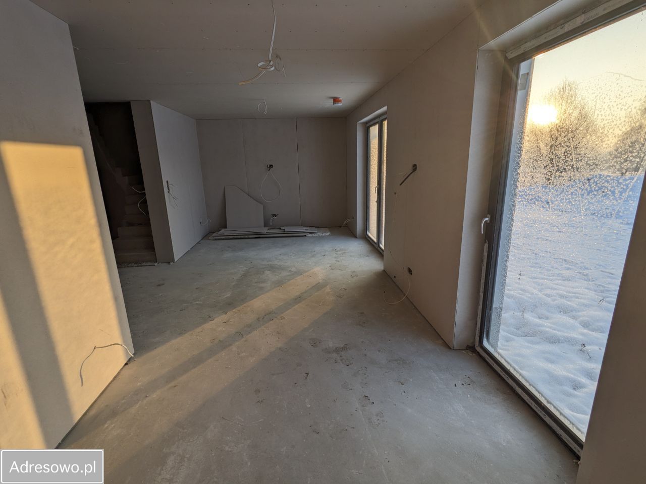 dom szeregowy, 4 pokoje Brzozówka, ul. Osiedle Ciche. Zdjęcie 3