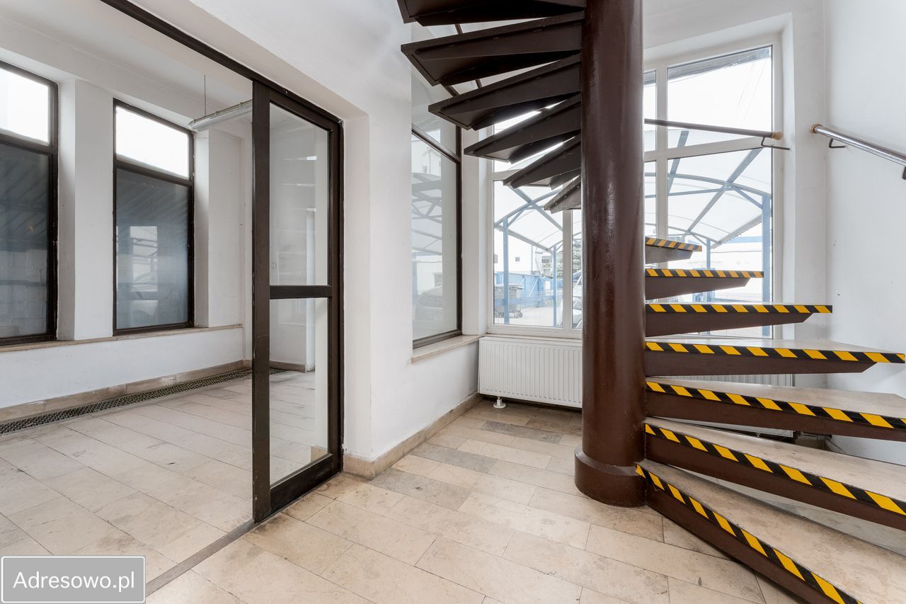 Hala/magazyn Kraków Czyżyny, ul. Centralna. Zdjęcie 5