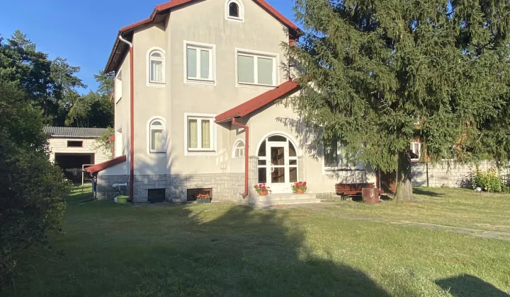 dom wolnostojący, 5 pokoi Kozienice Chartowa, ul. Chartowa