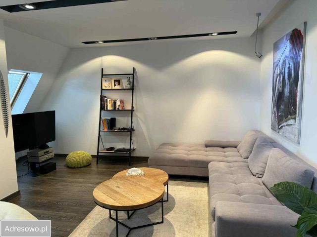 Mieszkanie 5-pokojowe Płock, ul. Królewiecka. Zdjęcie 1