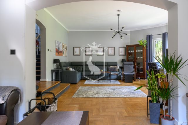 dom wolnostojący, 7 pokoi Warszawa Wesoła, ul. Brata Alberta. Zdjęcie 5