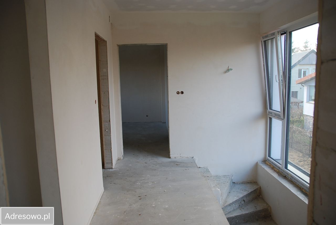 dom szeregowy, 4 pokoje Chotomów, ul. gen. Lucjana Żeligowskiego. Zdjęcie 14