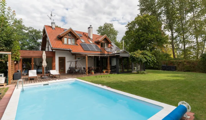 dom wolnostojący, 7 pokoi Ustanów, ul. Środkowa