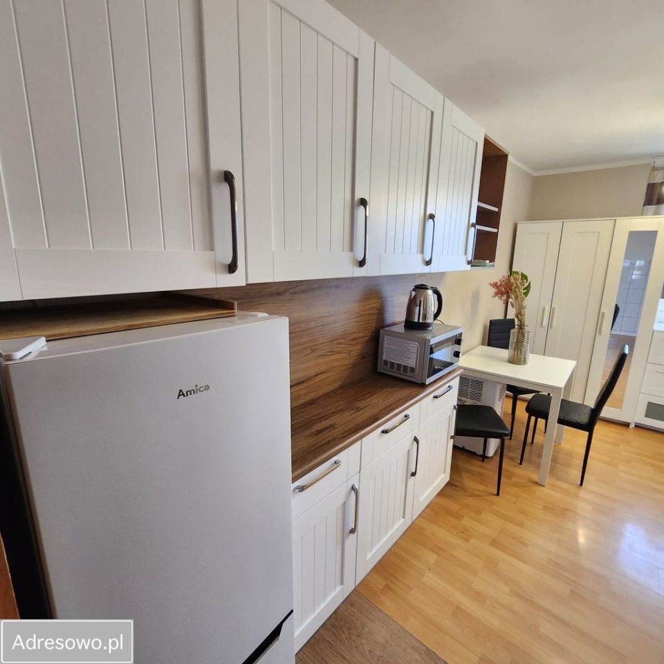 Mieszkanie 3-pokojowe Legnica. Zdjęcie 16