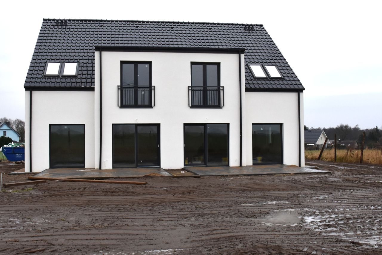 bliźniak, 5 pokoi Klępino. Zdjęcie 4