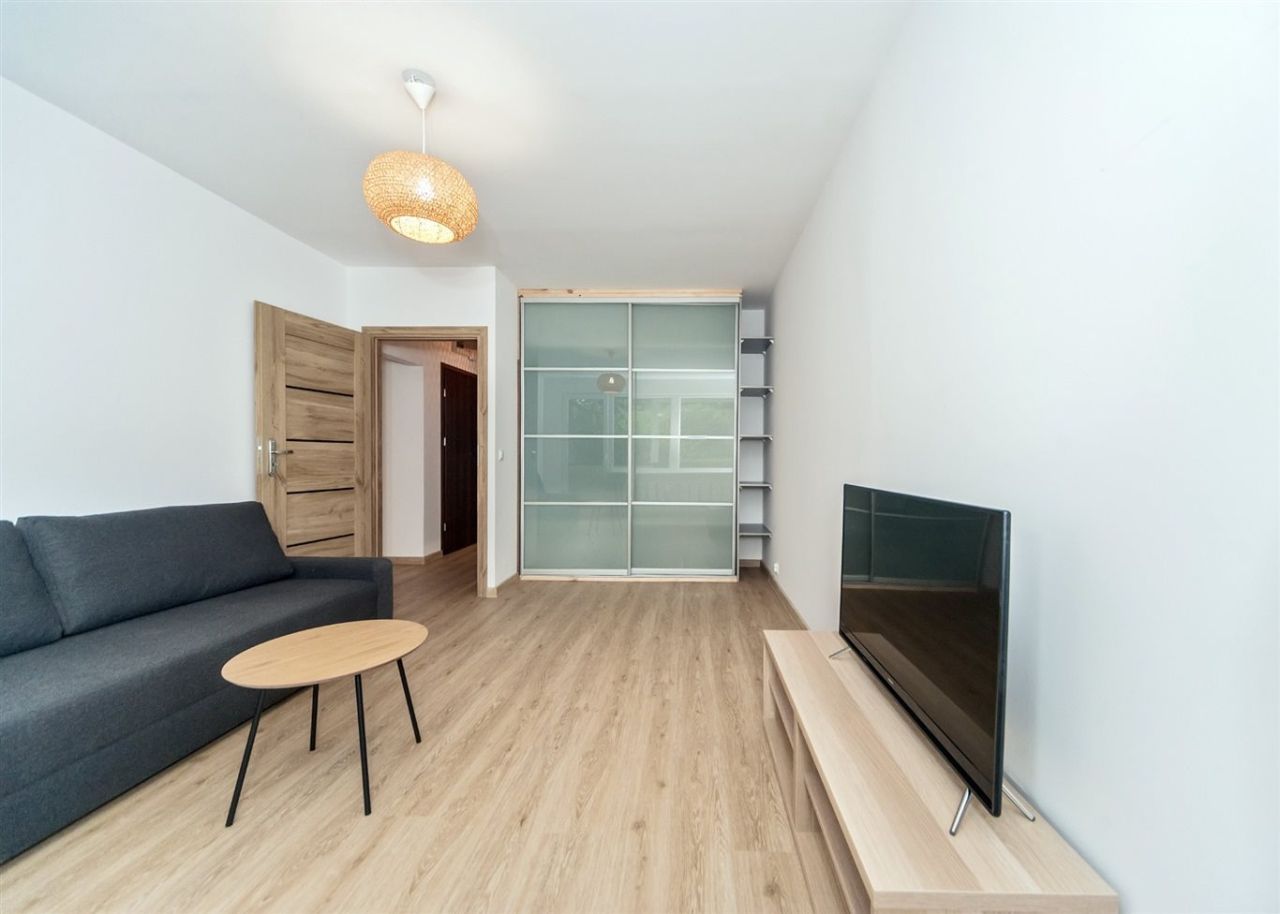 Mieszkanie 2-pokojowe Bielsko-Biała Złote Łany, ul. Juliana Tuwima. Zdjęcie 2