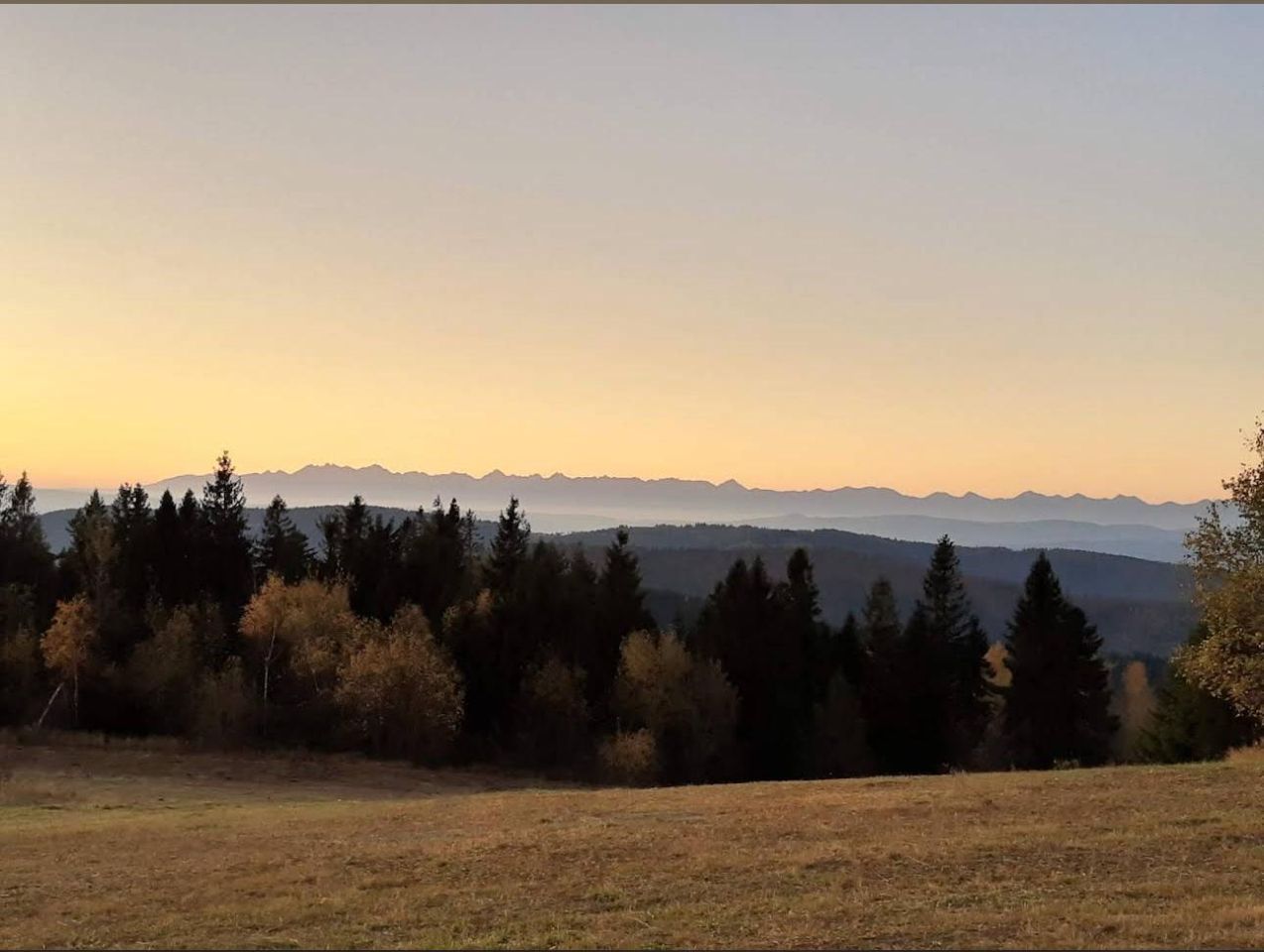 dom wolnostojący, 3 pokoje Zawadka. Zdjęcie 2
