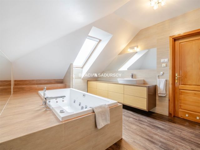 dom wolnostojący, 6 pokoi Sułków. Zdjęcie 19