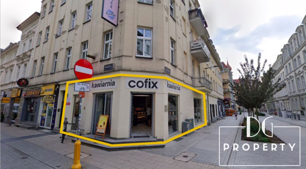 Lokal Poznań, ul. Półwiejska. Zdjęcie 1