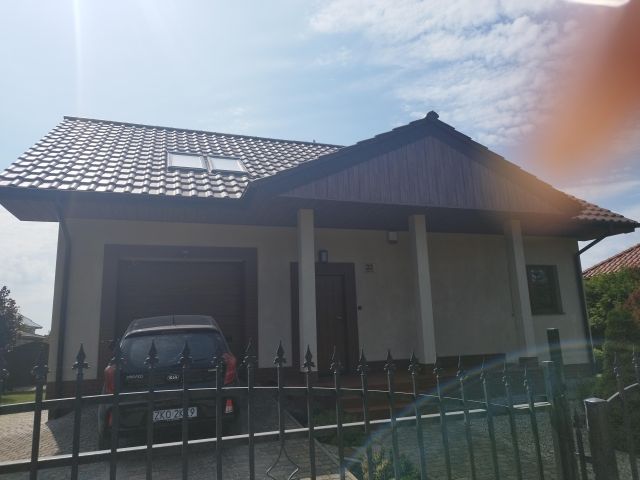 dom wolnostojący, 4 pokoje Koszalin Wilkowo. Zdjęcie 1