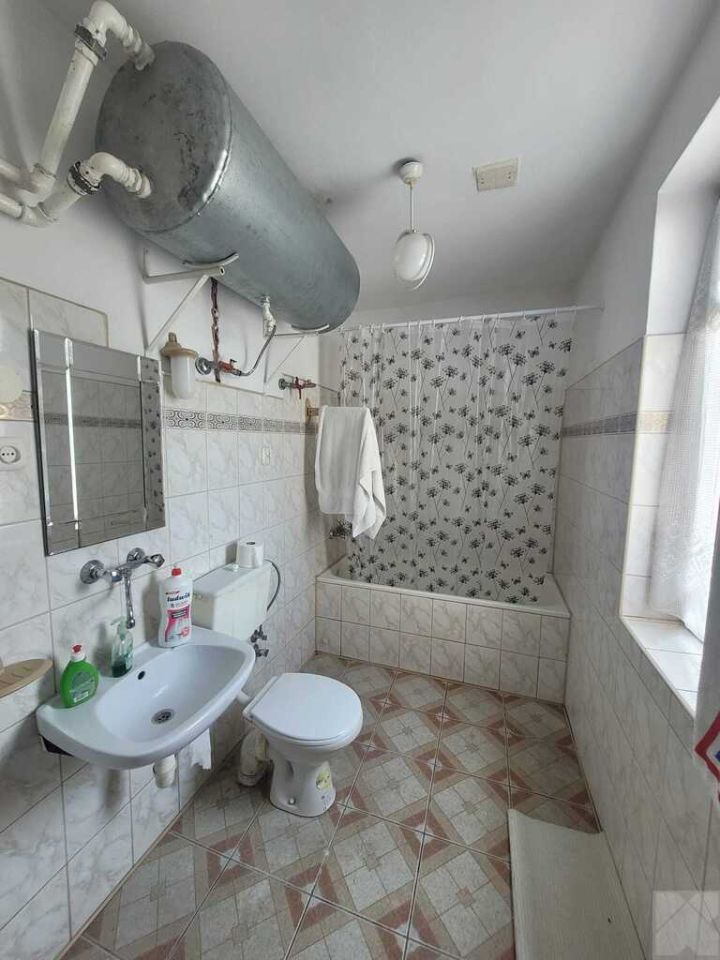 dom wolnostojący, 2 pokoje Horyniec-Zdrój. Zdjęcie 4