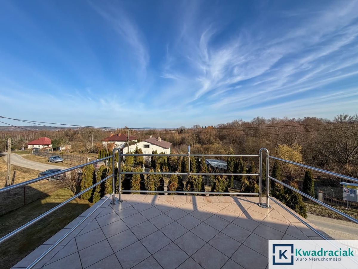 dom wolnostojący, 5 pokoi Jareniówka. Zdjęcie 17