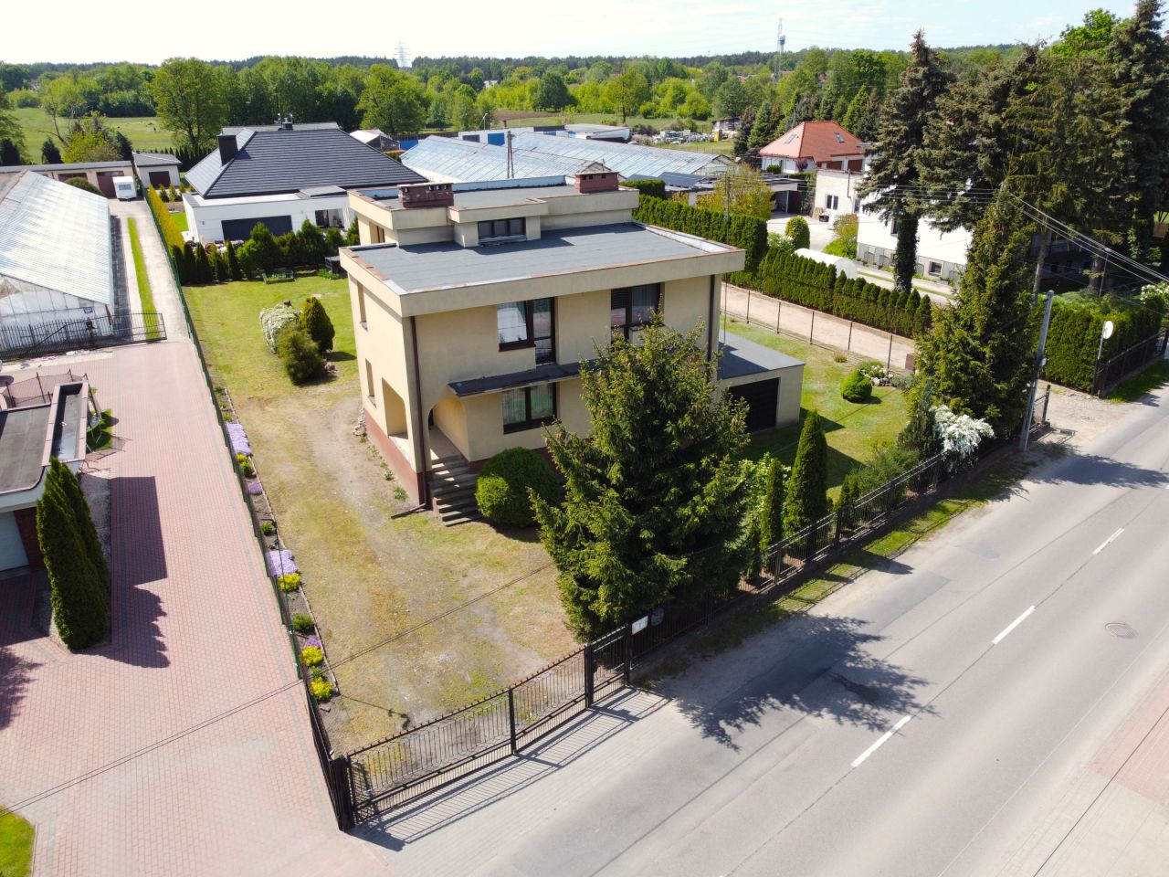 dom wolnostojący, 7 pokoi Stanisławów Drugi, ul. Wolska. Zdjęcie 6