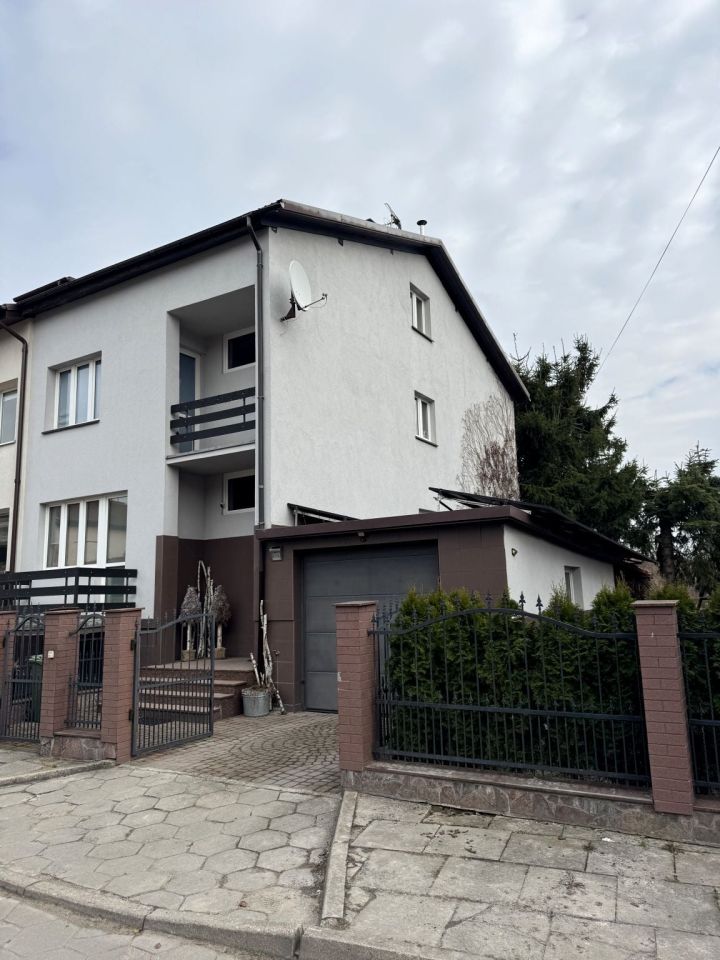 bliźniak, 6 pokoi Elbląg, ul. Artura Grottgera. Zdjęcie 1