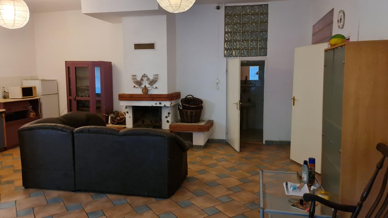 Działka rekreacyjna Skrzynki, Pawilon Leśny 