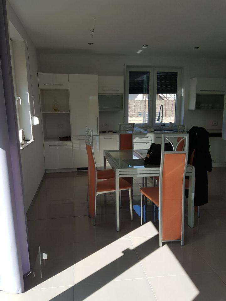 dom wolnostojący, 5 pokoi Wałcz, os. Stefana Batorego. Zdjęcie 7