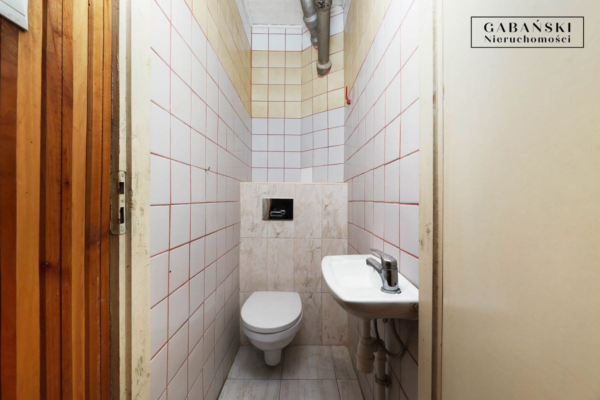 dom wolnostojący, 5 pokoi Kąśna Dolna. Zdjęcie 12