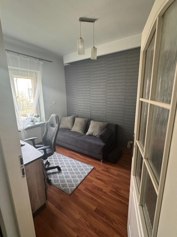 Mieszkanie 4-pokojowe Janów Lubelski. Zdjęcie 4