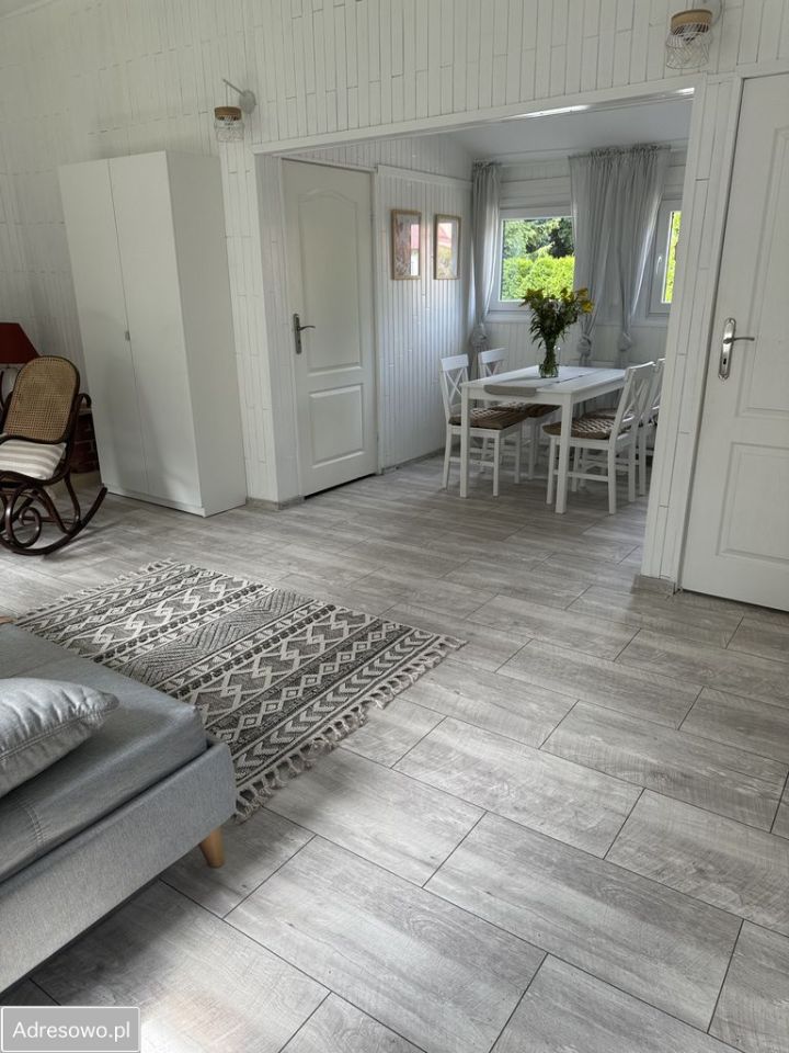 dom wolnostojący, 3 pokoje Konstancin-Jeziorna. Zdjęcie 2