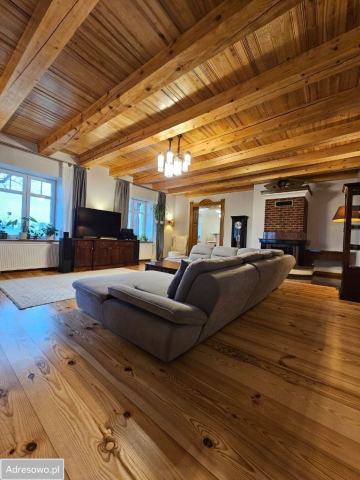 dworek, 6 pokoi Modliny. Zdjęcie 13