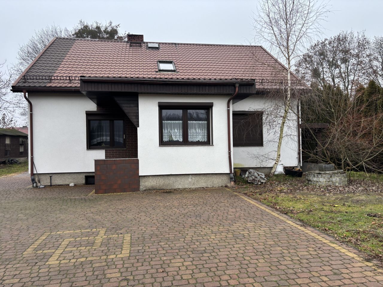 dom wolnostojący, 7 pokoi Borki Małe, ul. Oleska. Zdjęcie 1