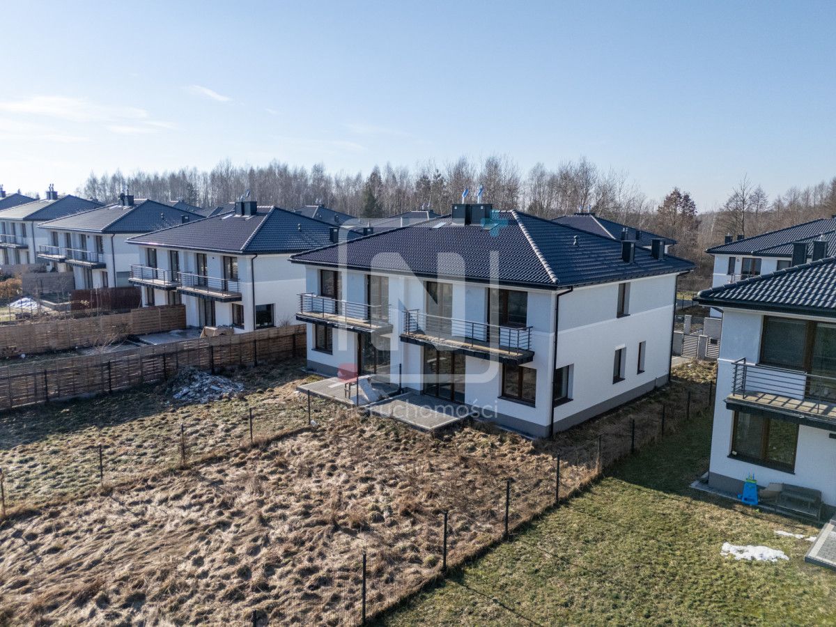 bliźniak, 5 pokoi Łazy. Zdjęcie 3