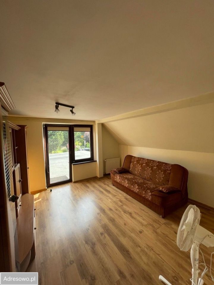 dom wolnostojący, 6 pokoi Jerzmanki. Zdjęcie 13