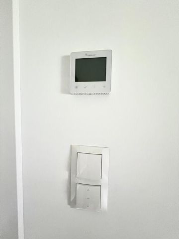 dom wolnostojący, 3 pokoje Obora. Zdjęcie 8