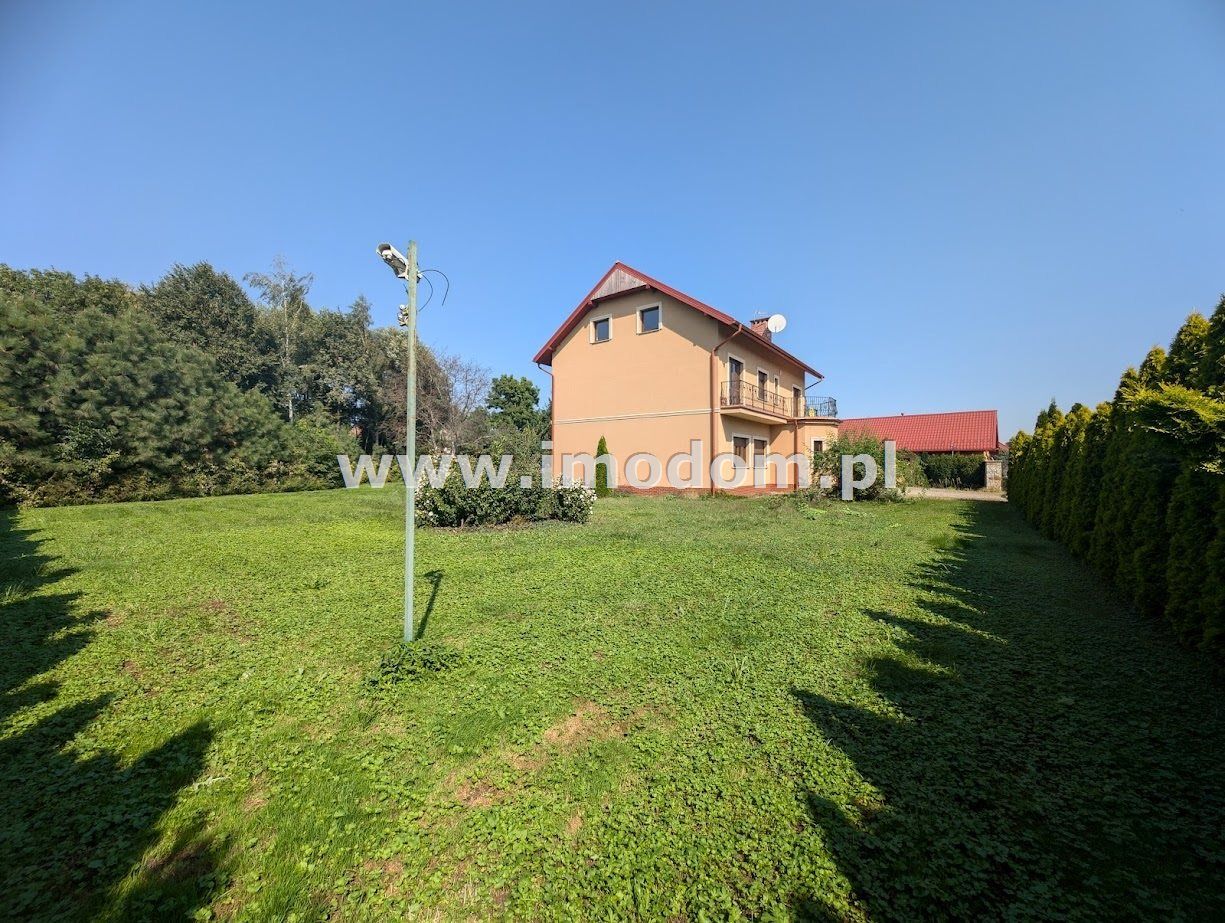 bliźniak, 6 pokoi Strzegom. Zdjęcie 5