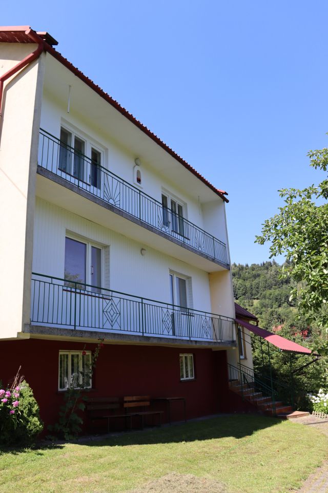 dom wolnostojący Sucha Beskidzka, ul. Zaciszna. Zdjęcie 3