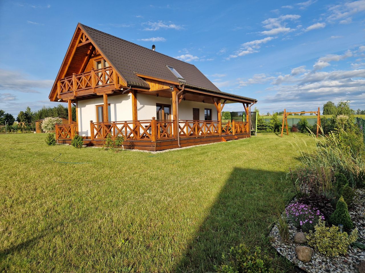 dom wolnostojący, 3 pokoje Bartosze, ul. Polna. Zdjęcie 2