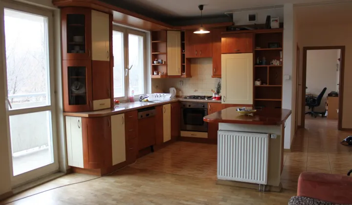 Mieszkanie 4-pokojowe Warszawa Praga-Południe, ul. Grochowska