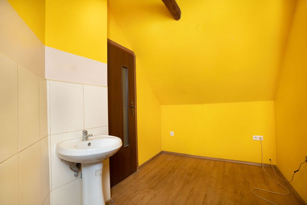 Biuro Jabłonica Polska. Zdjęcie 8