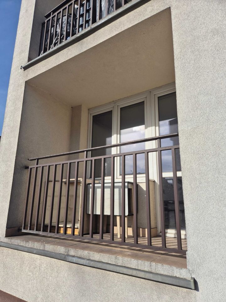 Mieszkanie 3-pokojowe Chorzów, ul. ks. Antoniego Stabika. Zdjęcie 4