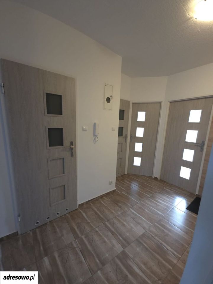 Mieszkanie 3-pokojowe Jelenia Góra Zabobrze, ul. Józefa Elsnera. Zdjęcie 6