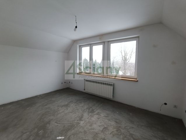 bliźniak, 4 pokoje Pruszków Żbików. Zdjęcie 4