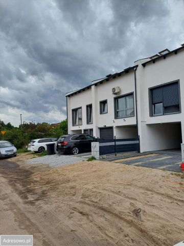 Mieszkanie 4-pokojowe Nowy Tomyśl, pl. Fryderyka Chopina. Zdjęcie 1