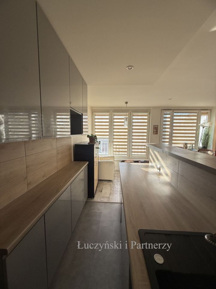 Mieszkanie 3-pokojowe Kamienna Góra. Zdjęcie 3