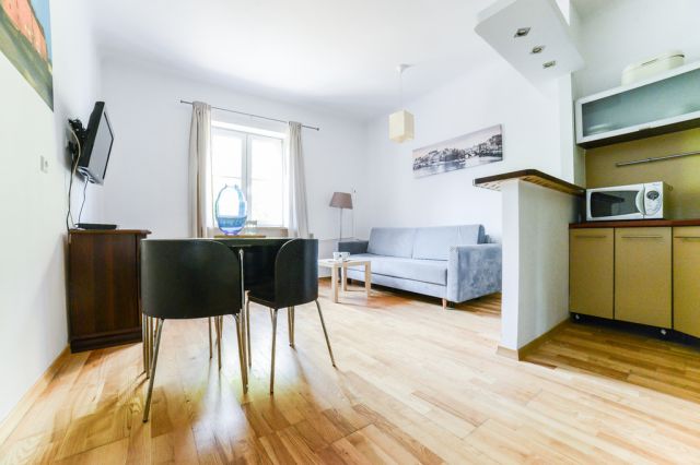 Mieszkanie 3-pokojowe Warszawa Śródmieście, rynek Nowego Miasta. Zdjęcie 2