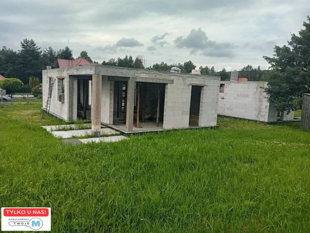 bliźniak, 8 pokoi Miedziana Góra. Zdjęcie 1