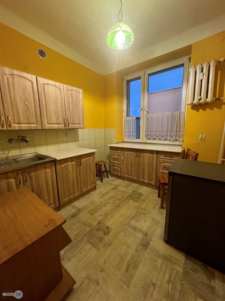 Mieszkanie 1-pokojowe Chmielnik. Zdjęcie 2