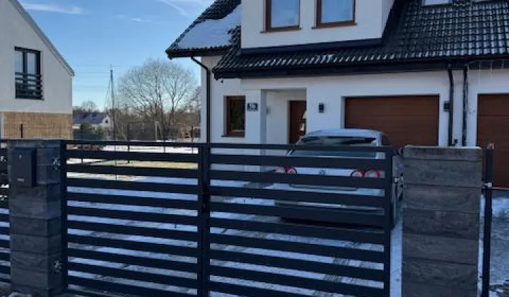 bliźniak, 5 pokoi Kobylnica, ul. Klonowa