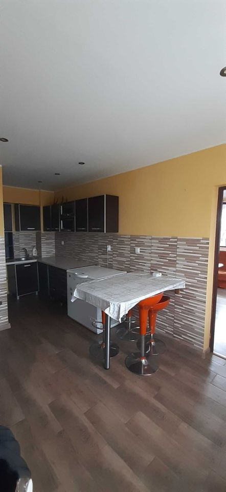 Mieszkanie 2-pokojowe Stary Henryków. Zdjęcie 1