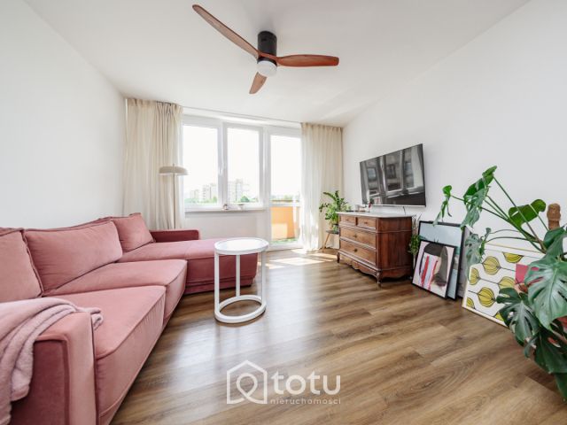 Mieszkanie 3-pokojowe Warszawa Praga-Południe, ul. Międzynarodowa. Zdjęcie 1