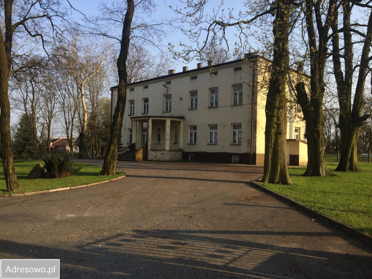 Nieruchomość komercyjna Woźniki